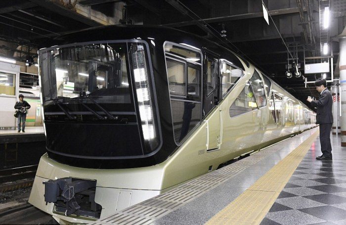 Уникальный японский поезд