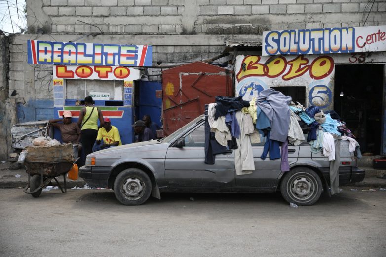 Страна контрастов: фоторепортаж о том, как живёт Гаити