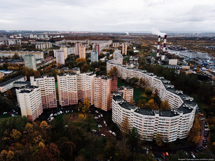 Нехрестоматийная достопримечательность Санкт-Петербурга: дом-змея