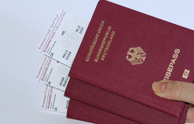 О том, почему паспорта мира бывают только 4 цветов
