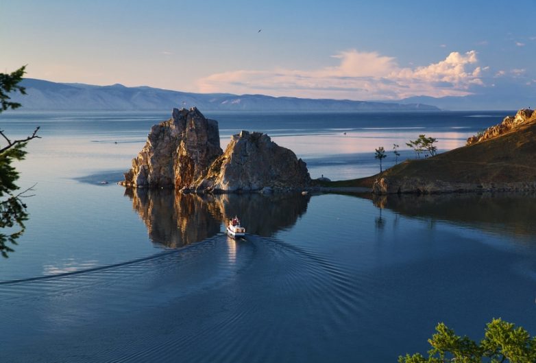 Крым и другие живописные места России, которые идеально подходят для путешествий с палаткой