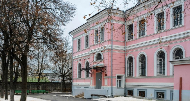Удивительный Серпухов: город, где живут павлины и состязаются кулинары