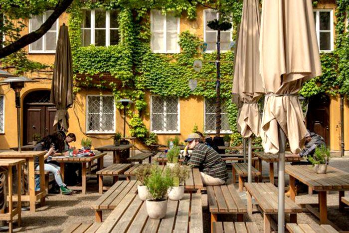 В немецком Аугсбурге сдаётся жильё за 1 евро в год