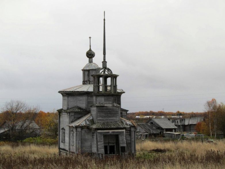8 уникальных построек в отдалённых уголках России
