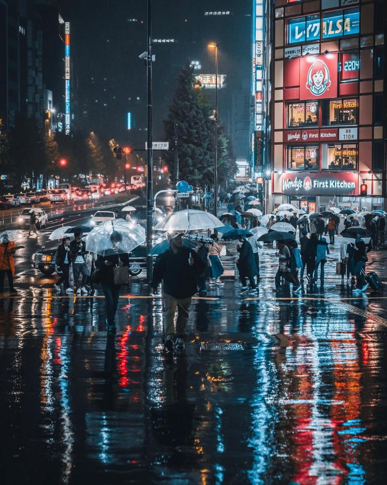 Ночь. Улица. Япония. Неон