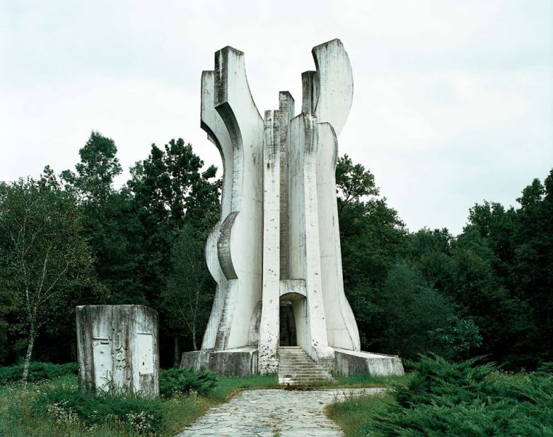 Эхо коммунизма: военные мемориалы бывшей Югославии