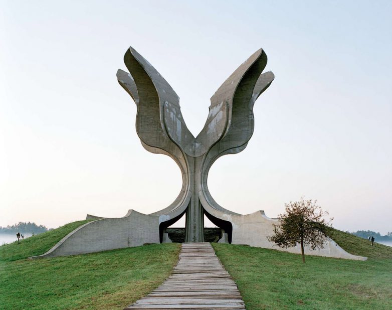 Эхо коммунизма: военные мемориалы бывшей Югославии