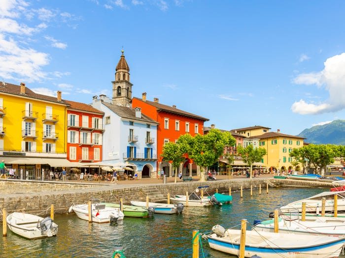 6 самых красивых приозёрных городов Европы