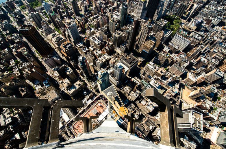 Воспарить над Нью-Йорком: Большое Яблоко с высоты небоскрёбов