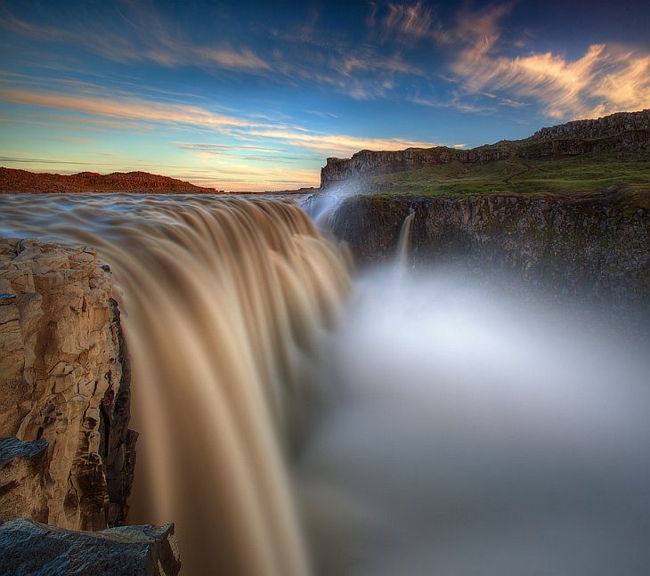 Мощь воды: исландский водопад Деттифосс