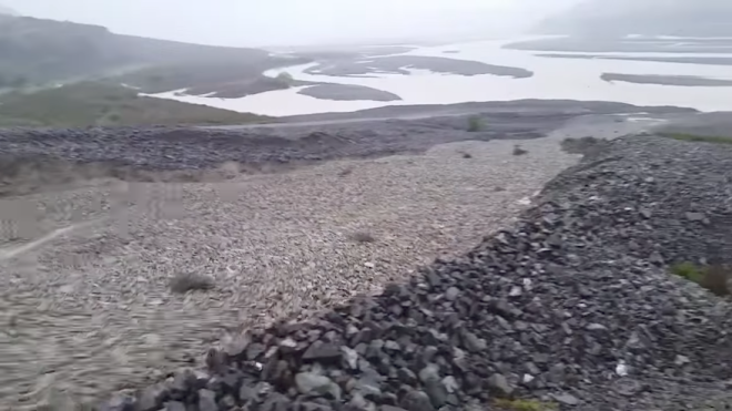 Циклон в Новой Зеландии привёл к образованию каменной реки