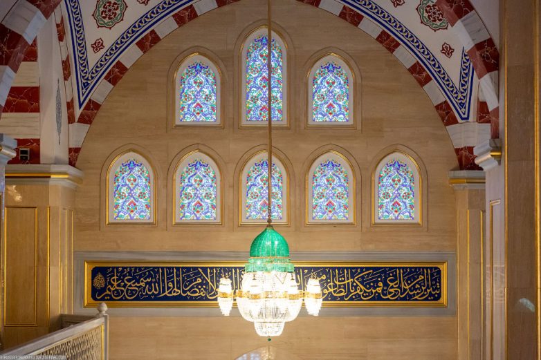 Жемчужина Грозного: экскурсия в мечеть «Сердце Чечни»