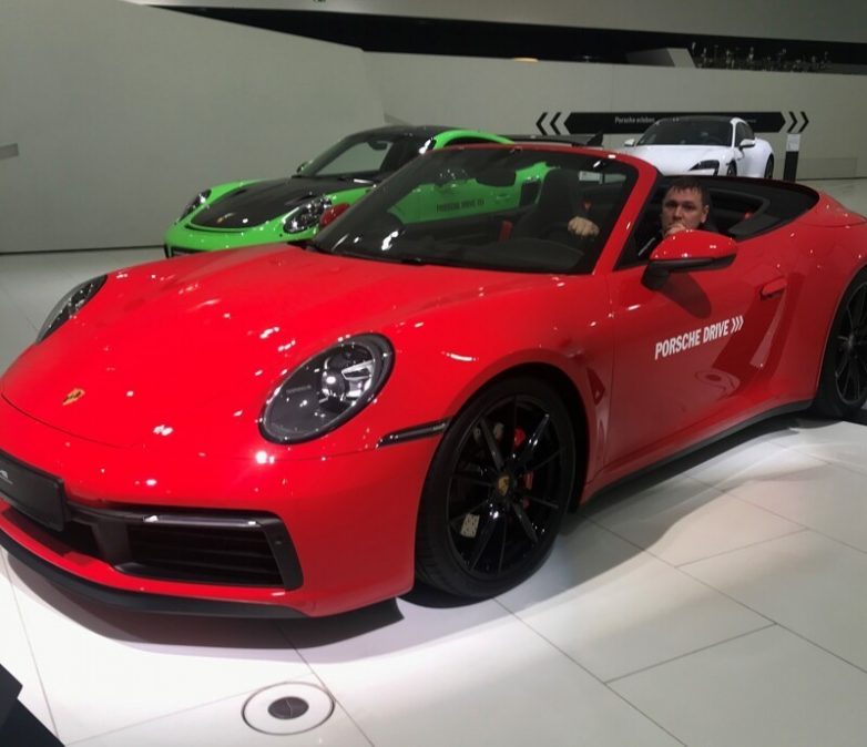 Из первых уст: музей Porsche в Штутгарте