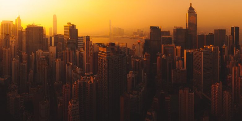 Гонконг и Дубай: города с характером