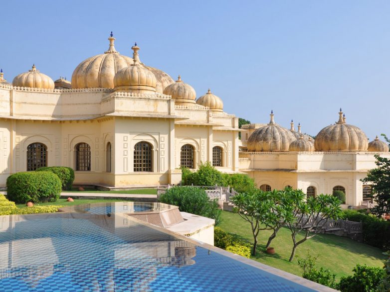 Почувствуй себя раджой: прогулка по самому шикарному отелю Индии