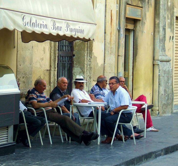 8 правил счастливой жизни итальянцев, которые не мешало бы перенять и нам