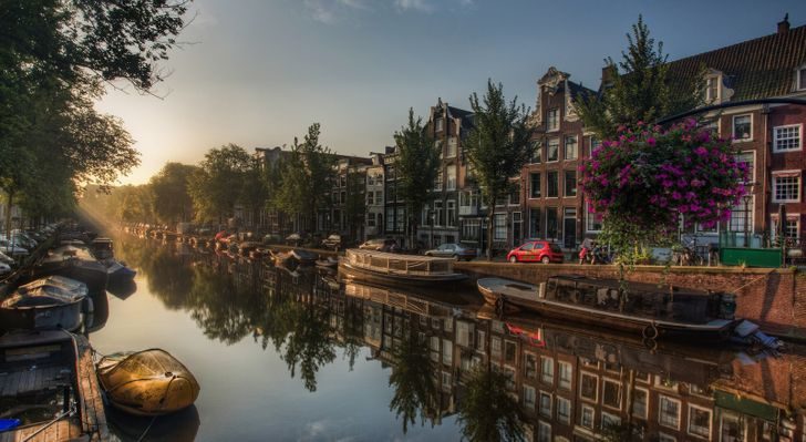 Не только тюльпаны и велосипеды: фотознакомство с Амстердамом