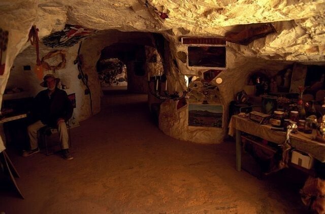 Австралийский подземный город Кубер-Педи