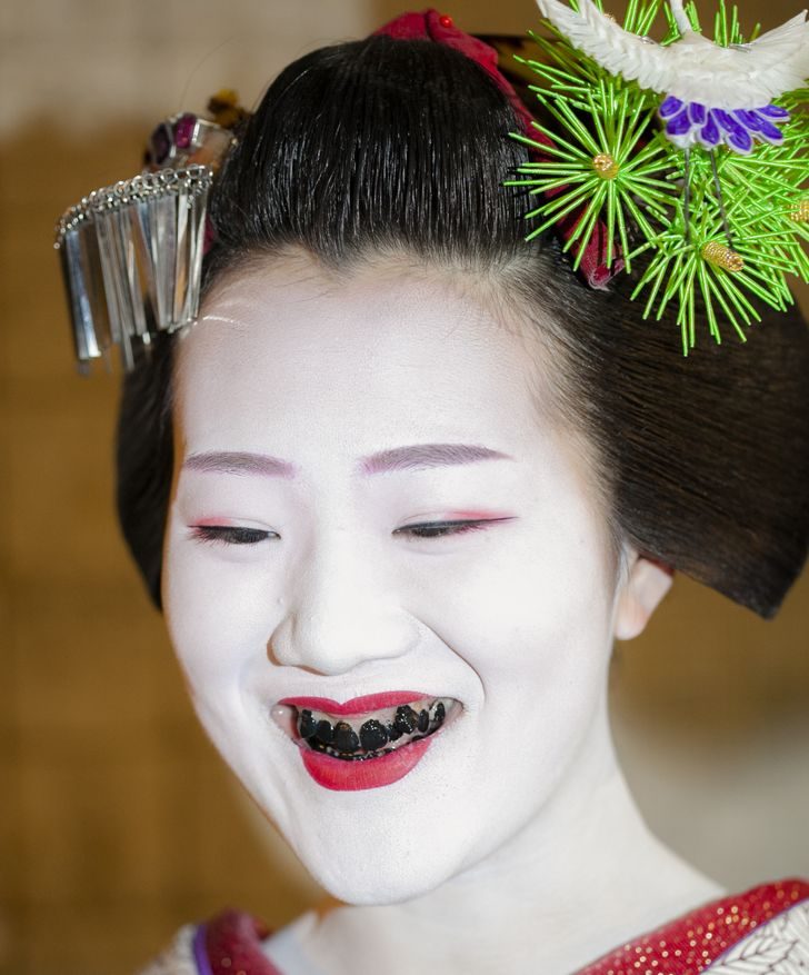 7 странных стандартов женской красоты, которые существуют в Азии