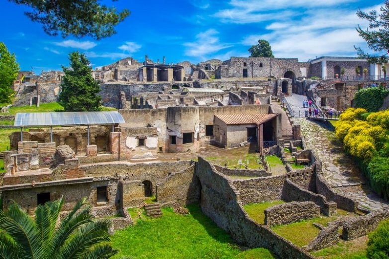 10 древнейших городов планеты, привлекающих миллионы туристов своей уникальной атмосферой