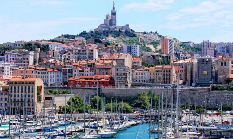 10 красивейших городов Франции, в каждом из которых можно прожить маленькую жизнь