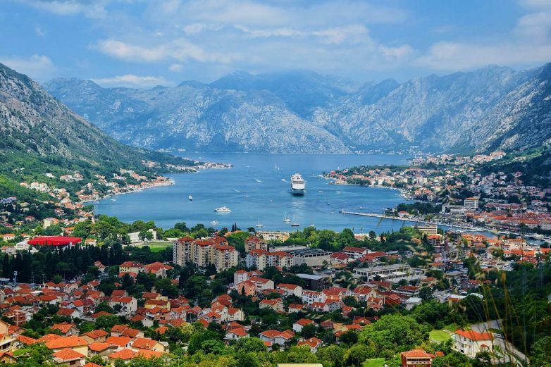 Российская туристка честно сравнила черногорский курорт с Сочи