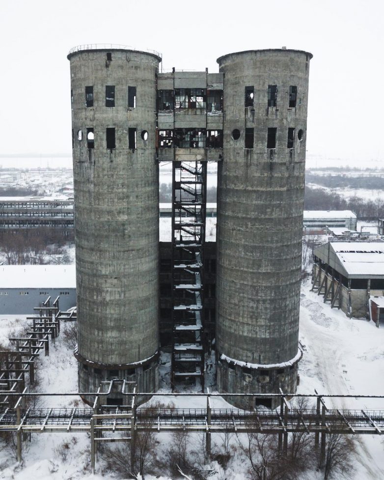 Подборка красивых заброшенных мест в России, которые поражают своей энергетикой