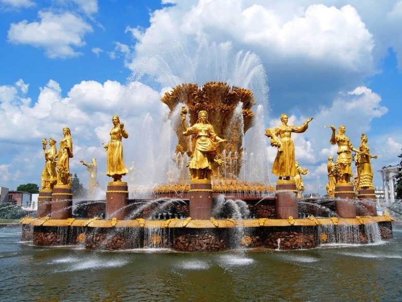 9 сказочно красивых фонтанов в разных уголках планеты, каждый из которых представляет собой произведение искусства