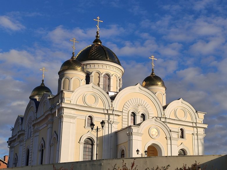 Удивительно красивый Никитский Каширский монастырь