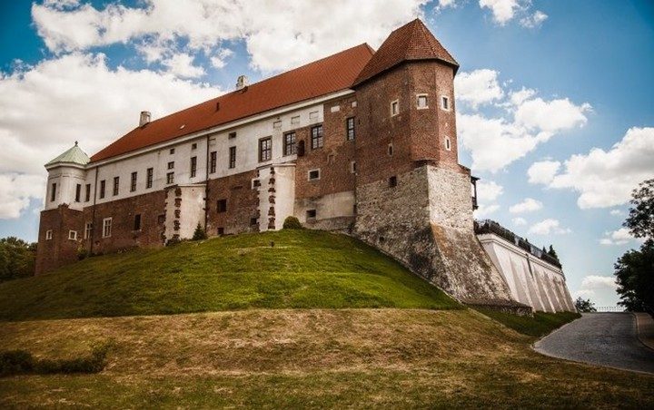 Сандомирский замок, расположенный в Польше