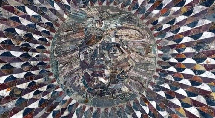Мозаика из одеона Кибиры