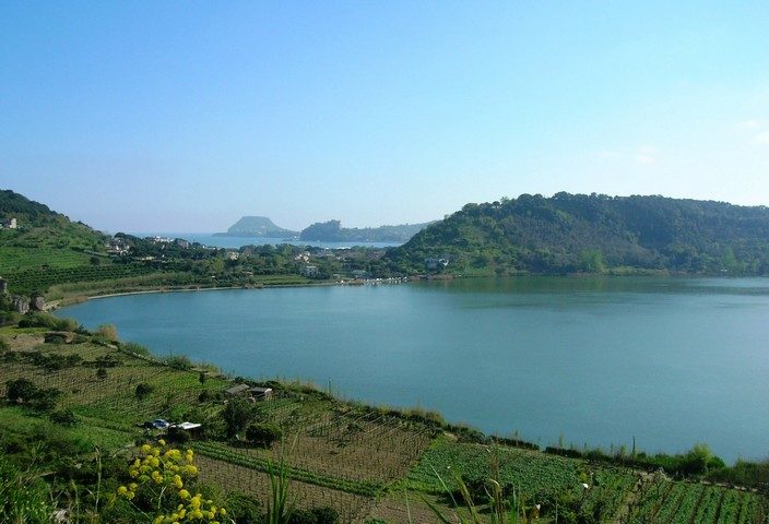 Озеро Авернус